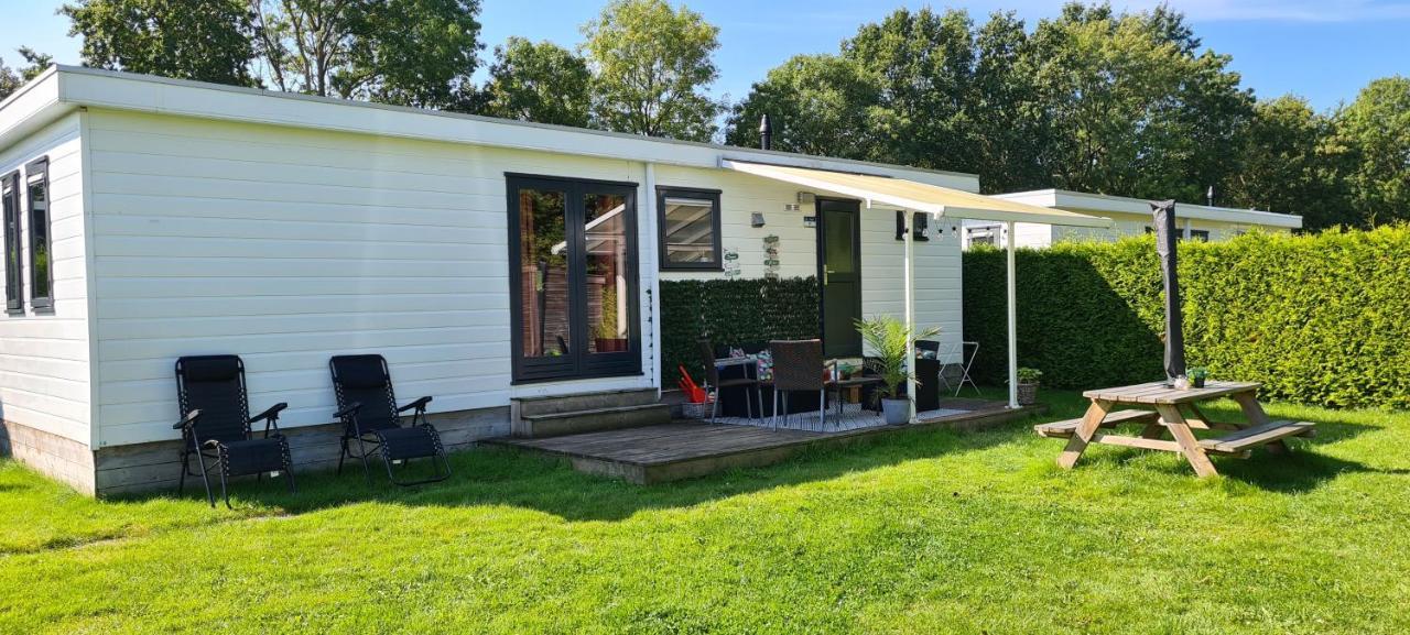 Gezellige Chalet Met Grote Privetuin. Dronrijp Екстериор снимка